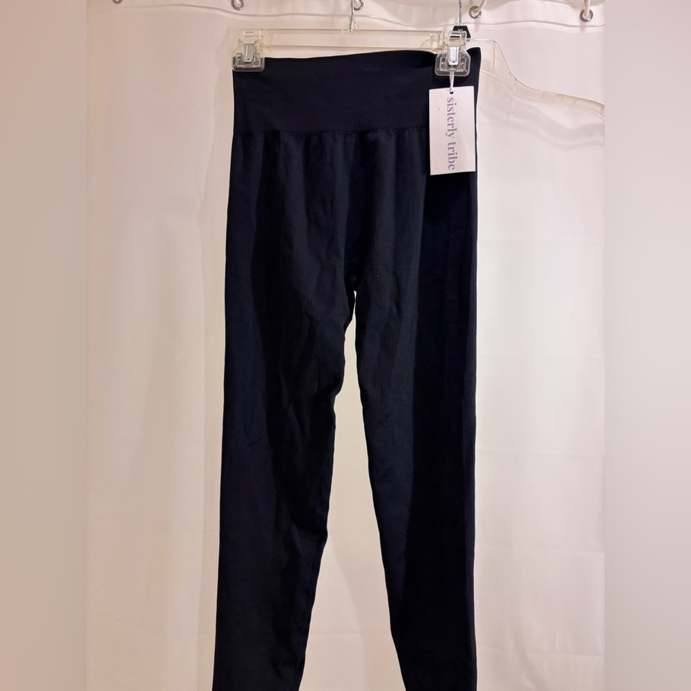 Women's Black High-Rise Leggings